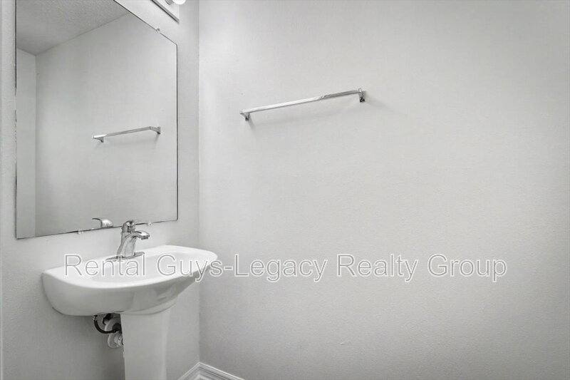 Townhouse for rent at 7414 Palm Hills Dr, Jacksonville, FL 32244