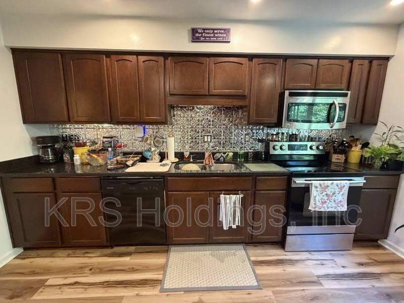 House for rent at 3877 Sherman Oaks Ave, Virginia Beach, VA 23456