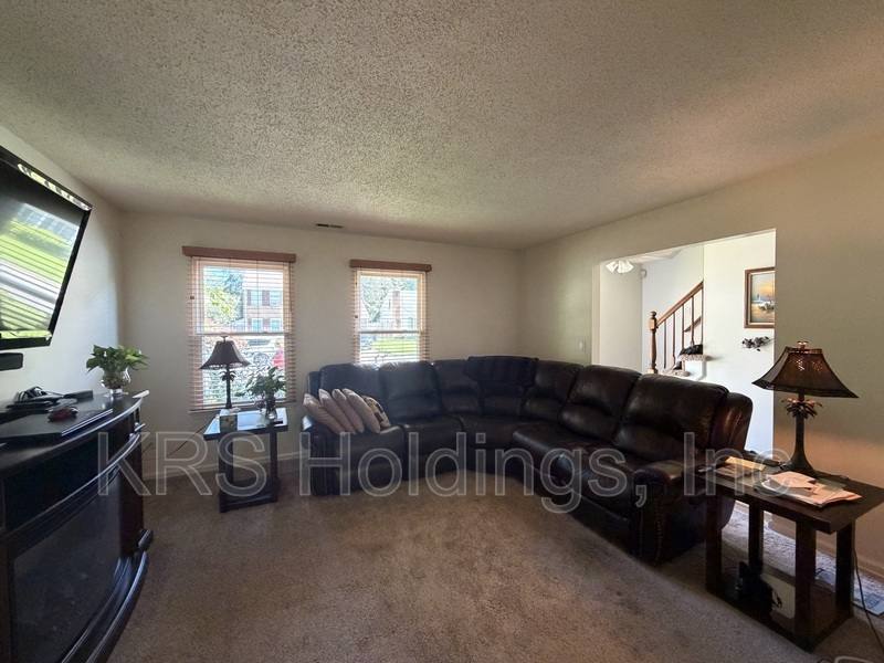 House for rent at 3877 Sherman Oaks Ave, Virginia Beach, VA 23456