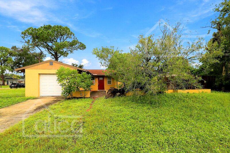 House for rent at 2630 Vinson Ave, Sarasota, FL 34232