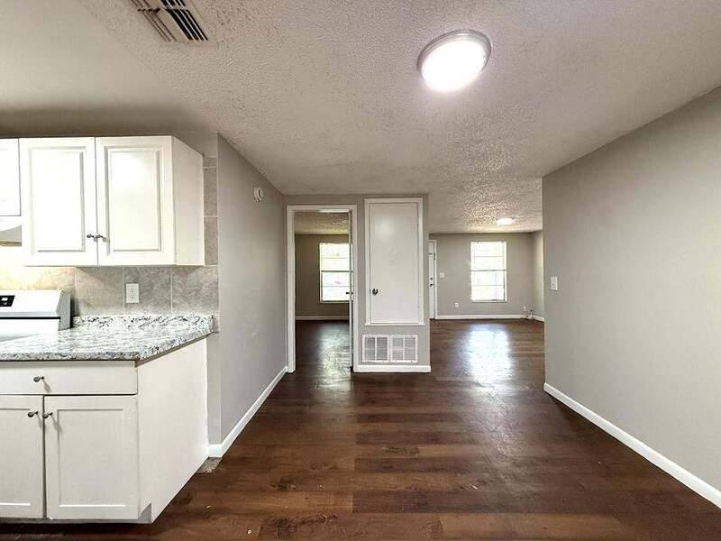 3712 Patina Dr, Tampa, FL 33619 - House for Rent - Image 11