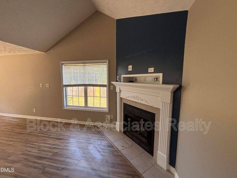 House for rent at 337 Americana Dr, Raeford, NC 28376