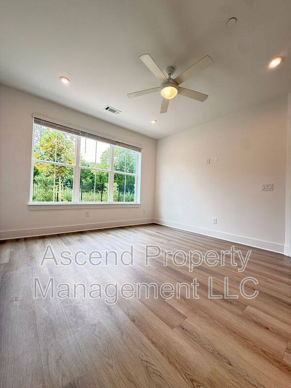 Townhouse for rent at 100 Leggo Ave, Mount Juliet, TN 37122