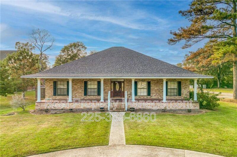 House for rent at 25491 Plantation Ave, Denham Springs, LA 70726