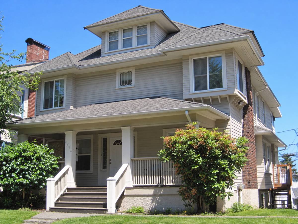 Apartment for rent at 4736 18th NE #D, Seattle, WA 98105