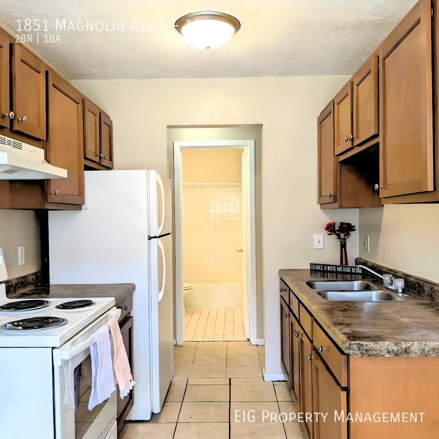 Apartment for rent at 1851 Magnolia Ave E #104, St. Paul, MN 55119