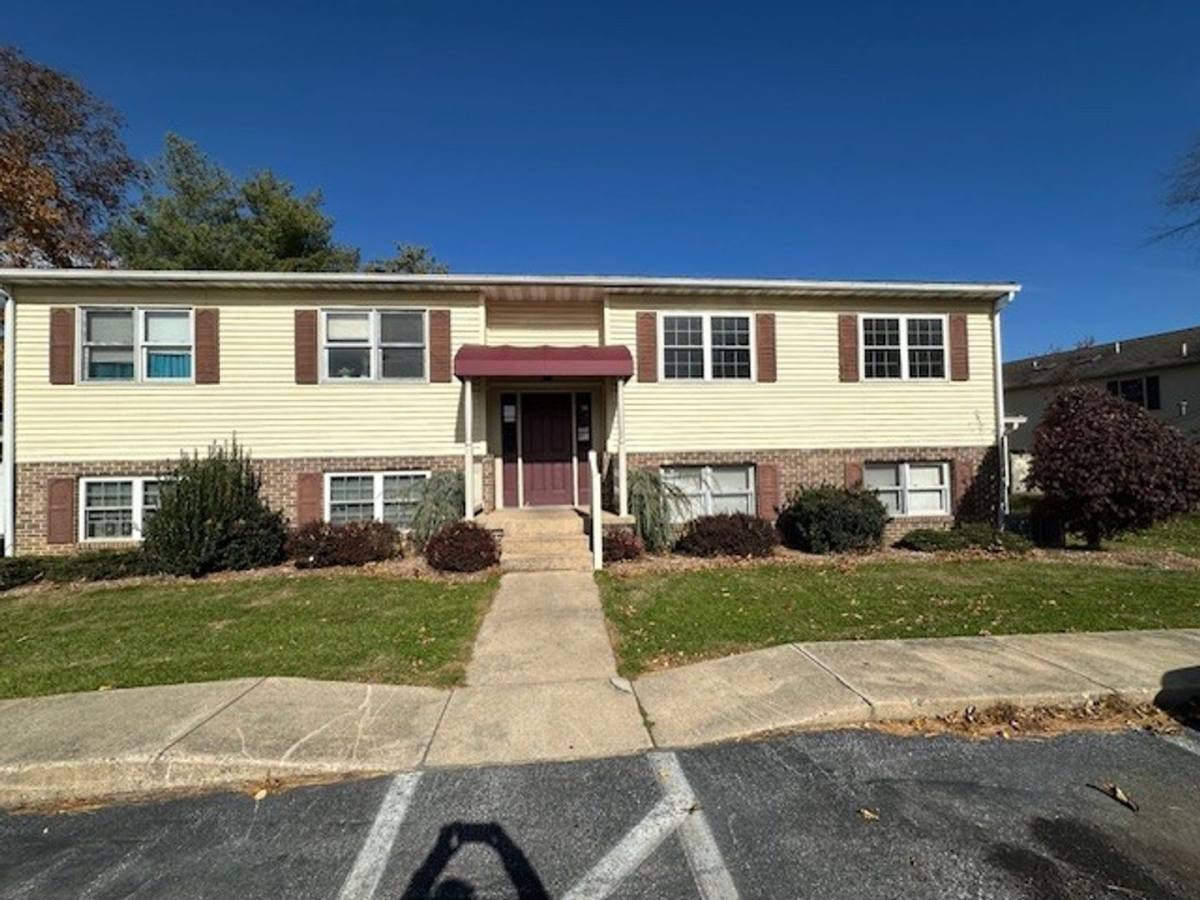 Apartment for rent at 197 Spencer Ave, Leola, PA 17540
