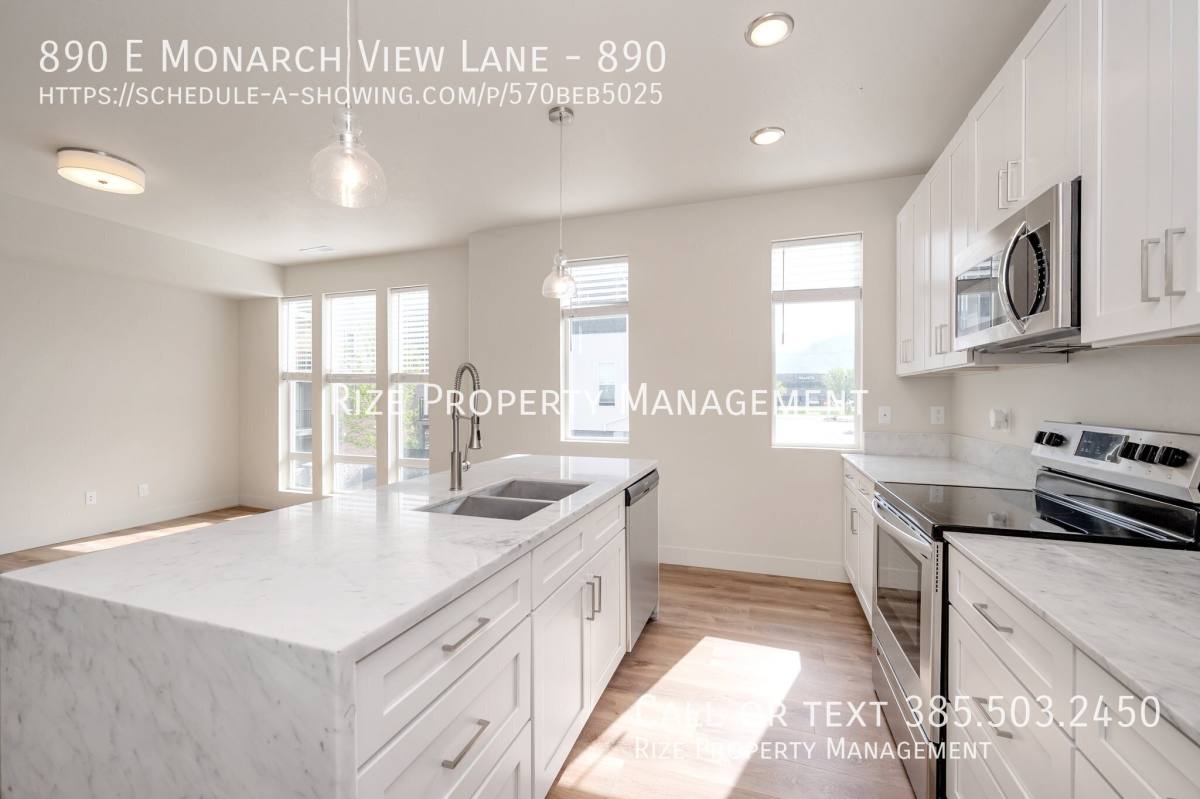 Townhouse for rent at 890 E Monarch View Lane, Salt Lake City, UT 84106
