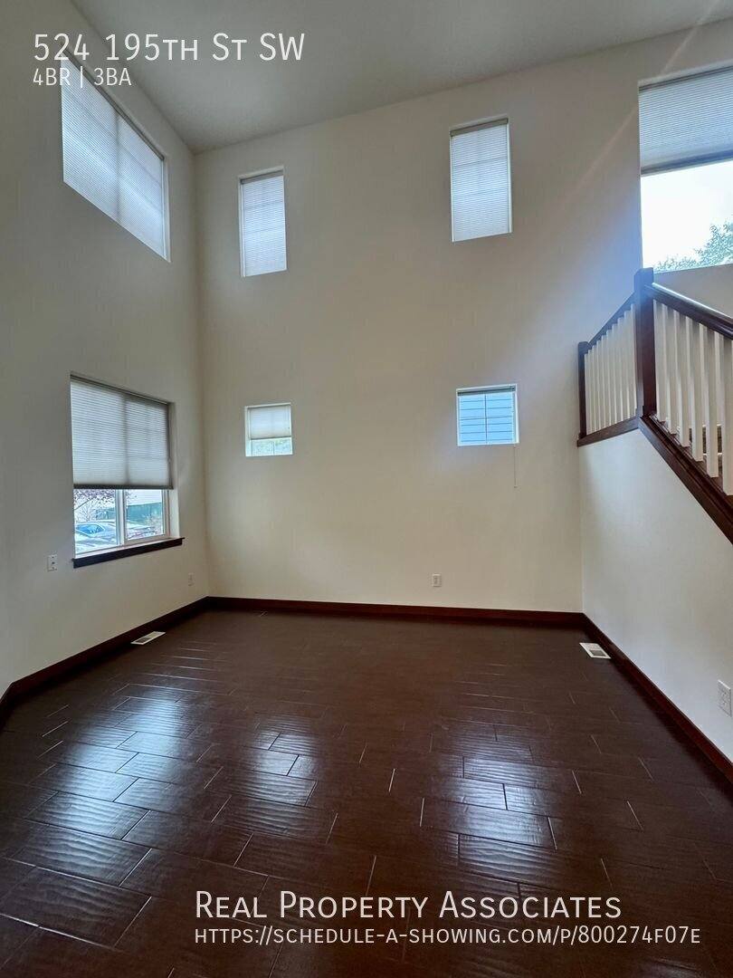 524 195th St SW, Lynnwood, WA 98036 - House for Rent - Image 4