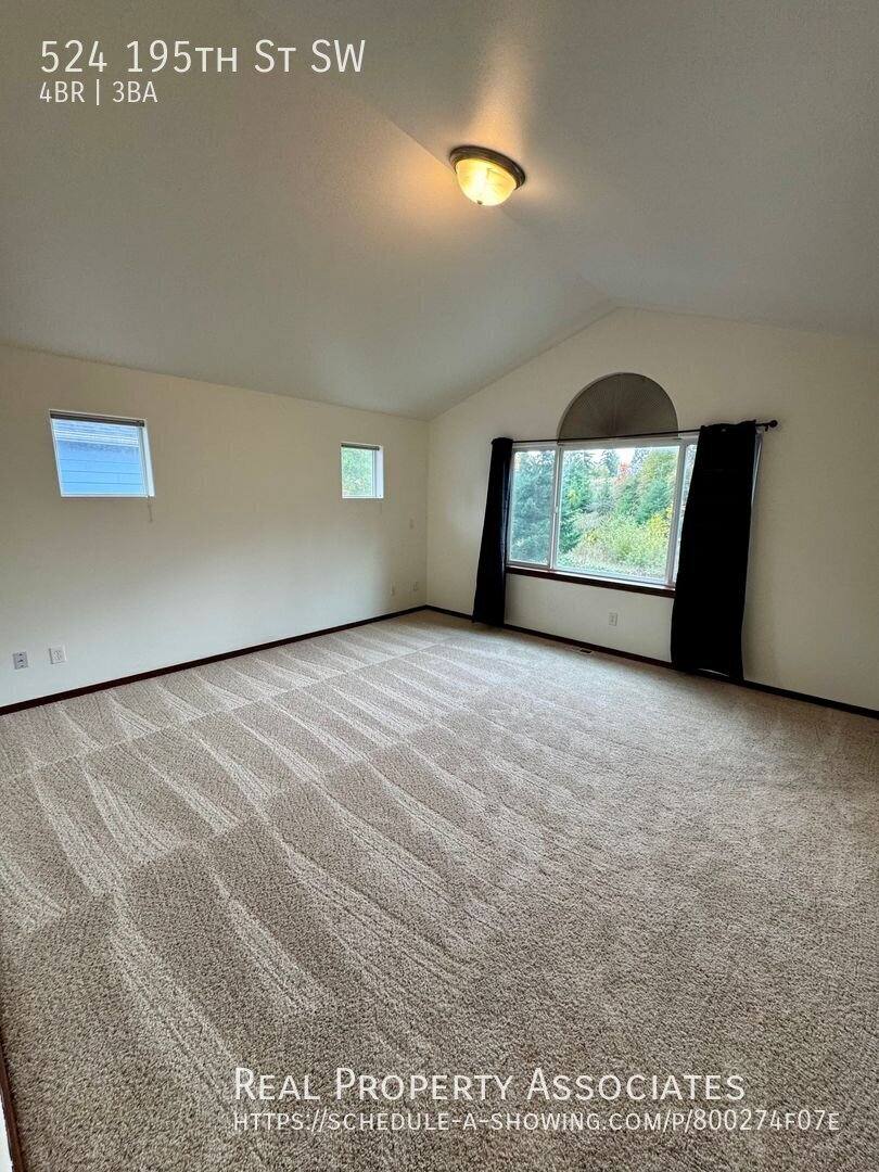 524 195th St SW, Lynnwood, WA 98036 - House for Rent - Image 10
