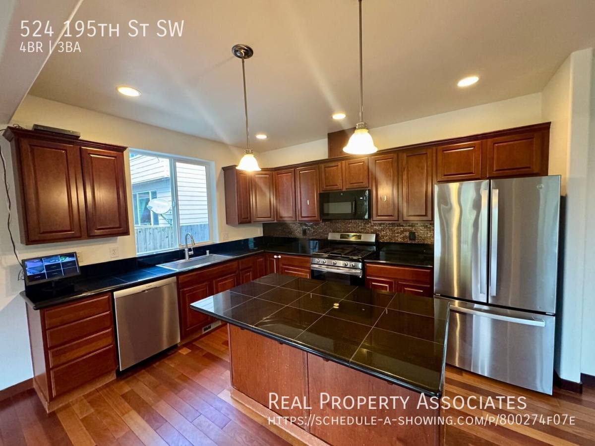 524 195th St SW, Lynnwood, WA 98036 - House for Rent - Image 7