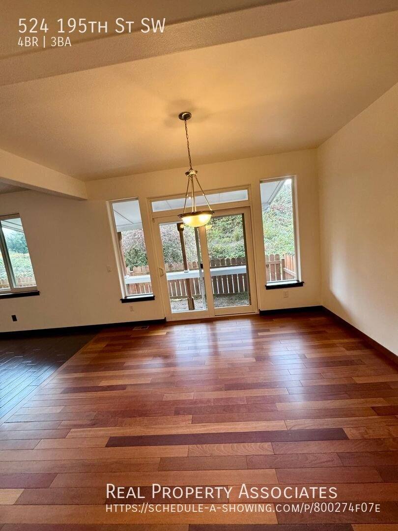 524 195th St SW, Lynnwood, WA 98036 - House for Rent - Image 9