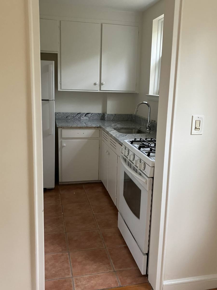 42 Dean #4, Brookline, MA 02445 - Apartment for Rent - Image 8
