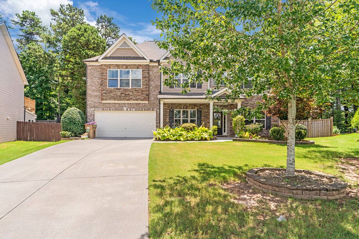 House for rent at 2635 Azalea Bluff Dr, Cumming, GA 30041