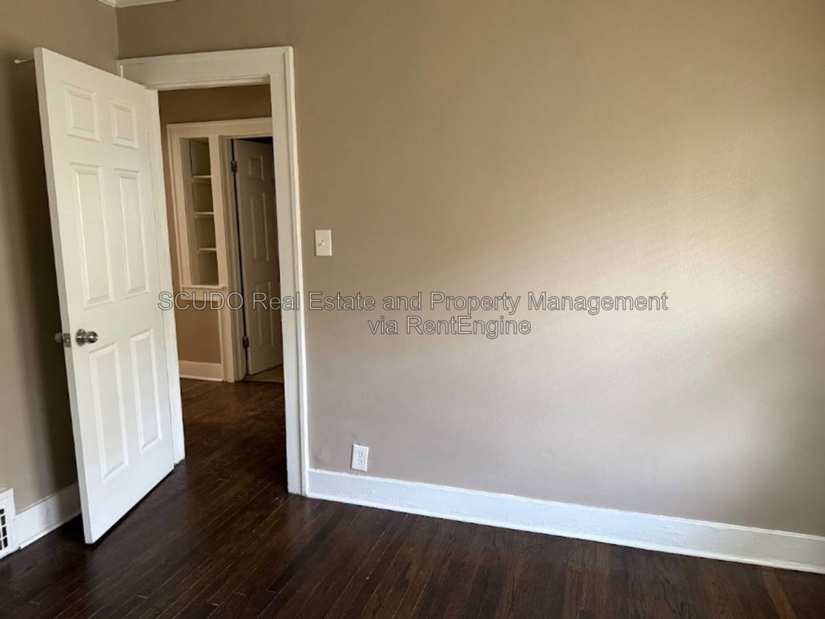 House for rent at 2407 E 68th Terrace, Kansas City, MO 64132