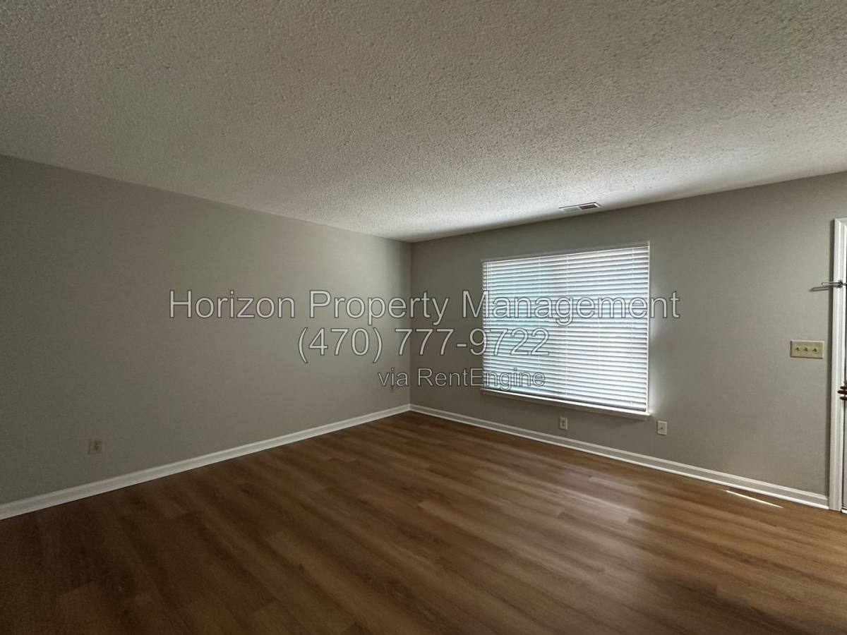 Apartment for rent at 4047 Hidden Hollow Terrace #A, Gainesville, GA 30506