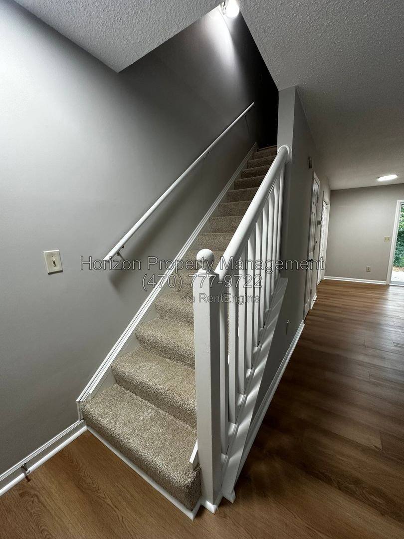 Apartment for rent at 4047 Hidden Hollow Terrace #A, Gainesville, GA 30506