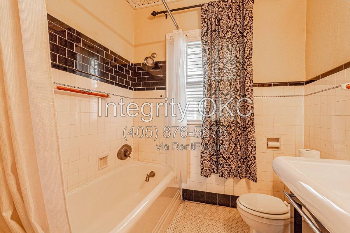 205 NW 21st St, Oklahoma City, OK 73103 - House for Rent - Image 11