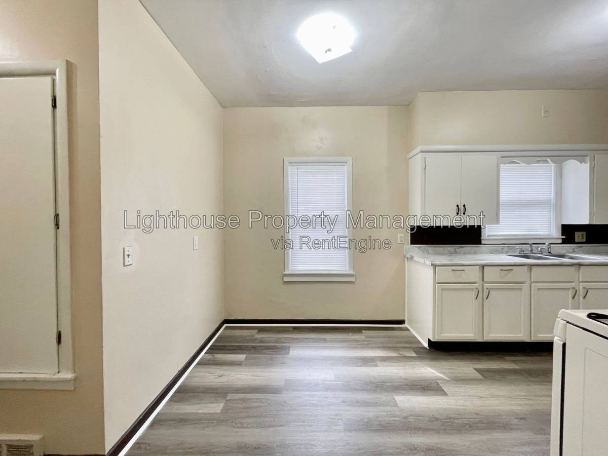Apartment for rent at 441 White Ave #3, Muskegon, MI 49442