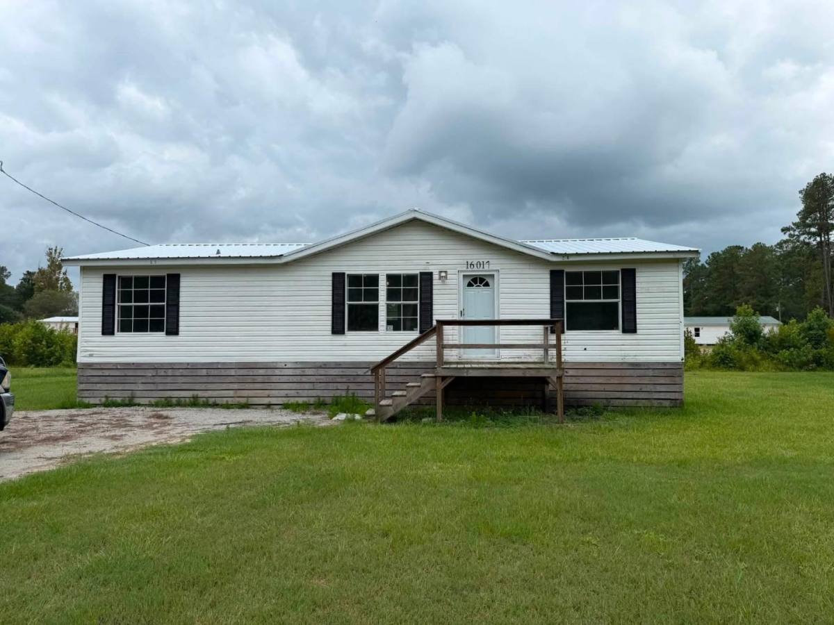 House for rent at 16017 Pee Dee Rd S #JS085, Galivants Ferry, SC 29544