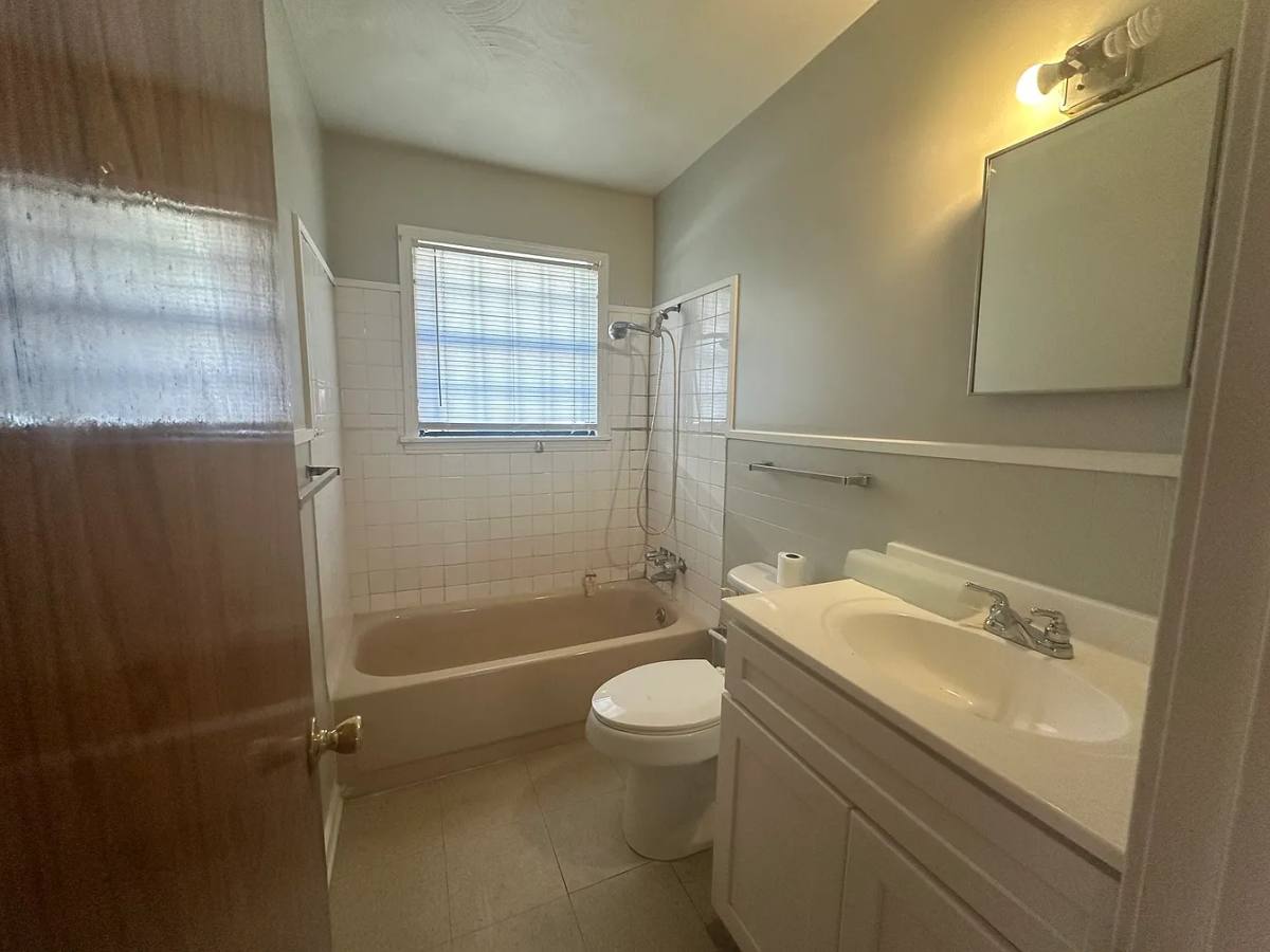 House for rent at 3148 Livingston Rd, Jackson, MS 39213