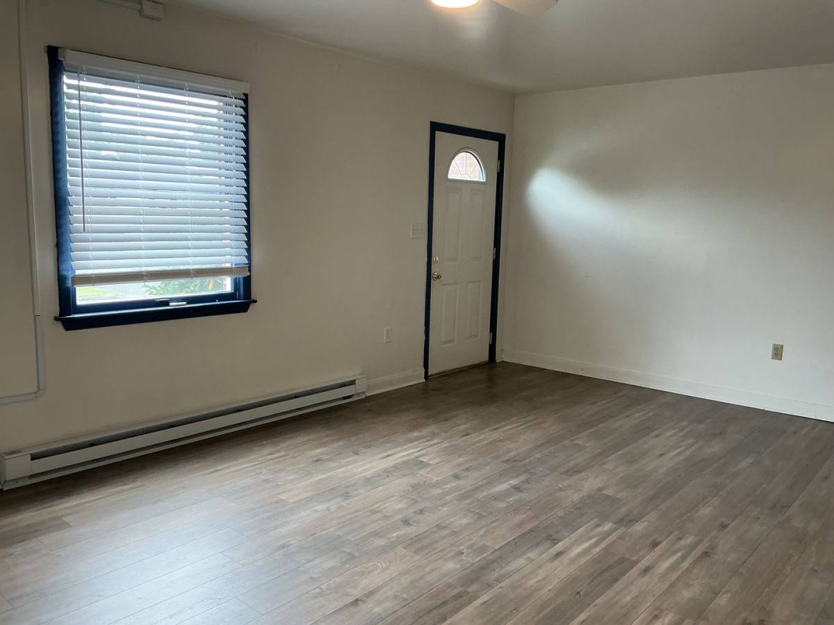 Townhouse for rent at 63 Ashford Dr, Enola, PA 17025