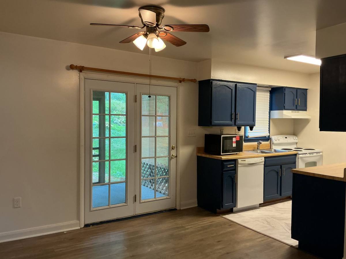 Townhouse for rent at 63 Ashford Dr, Enola, PA 17025