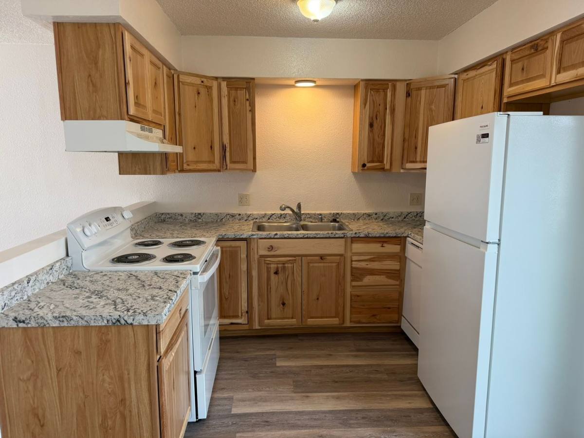 Apartment for rent at 460 Topaz Dr, Clifton, CO 81520