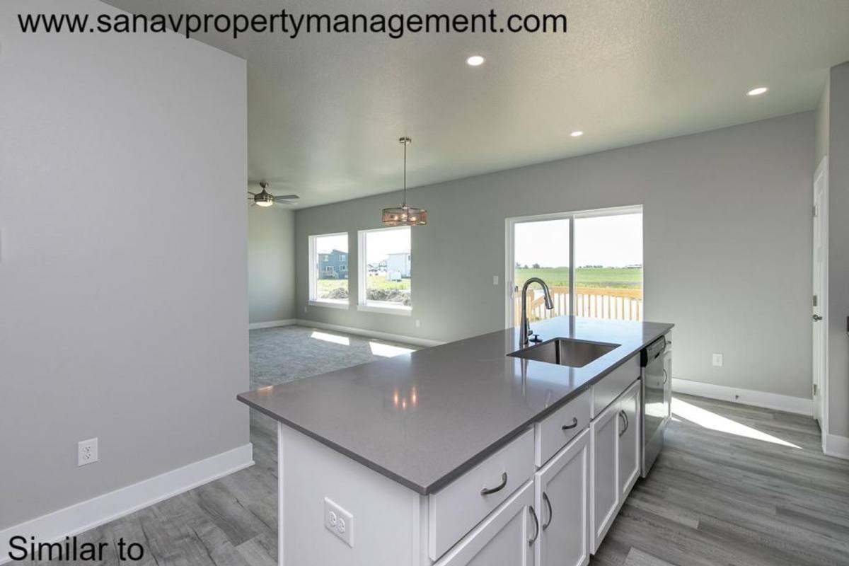 House for rent at 17124 Larkspur, Urbandale, IA 50323