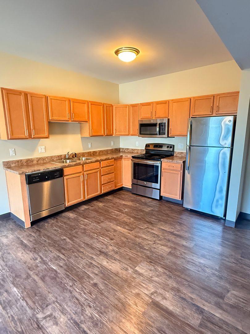 Apartment for rent at 805 SE Gateway Dr, Grimes, IA 50111