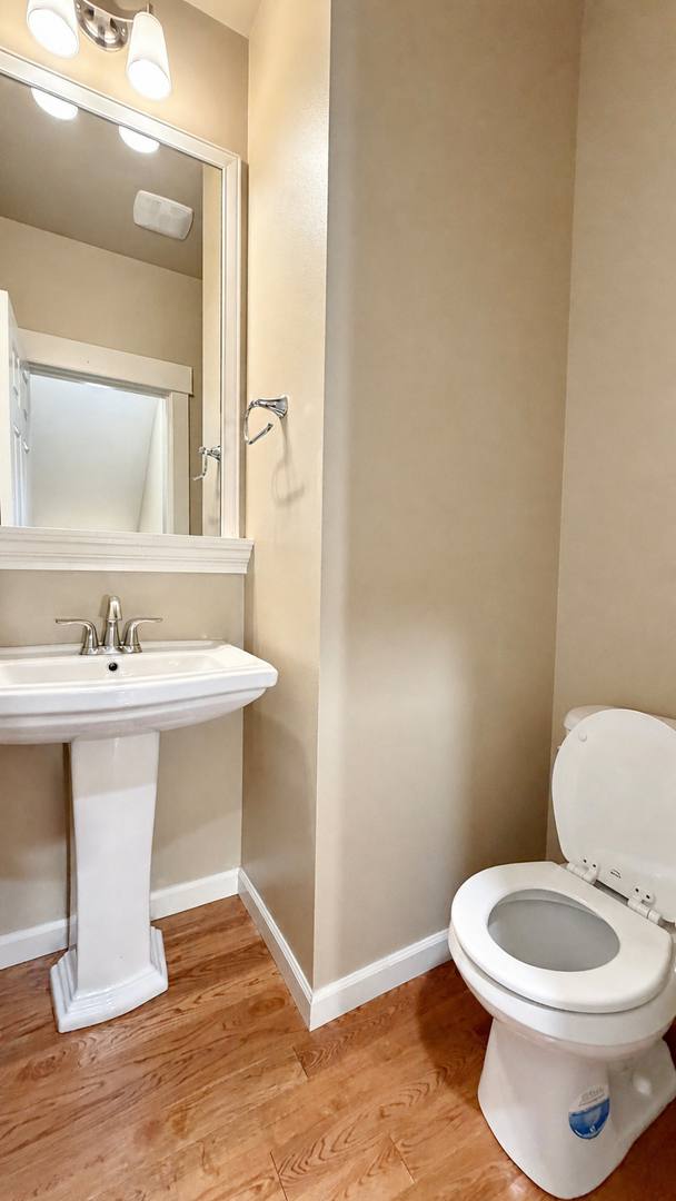 Townhouse for rent at 931 4th Ave NE, Issaquah, WA 98029