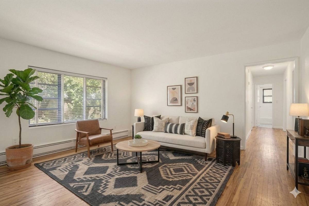 Bay Ridge Court, 620 8th Ave, Seattle, WA 98104 - Apartment for Rent - Image 5