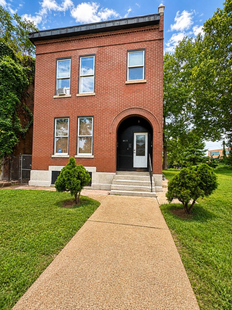 Apartment for rent at 4417 Strodtman Place, St. Louis, MO 63107