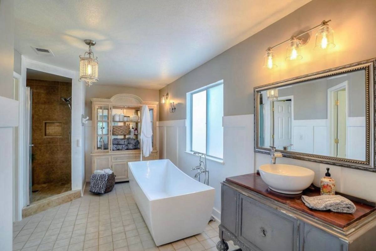 House for rent at 1711 Mimosa St, Hollister, CA 95023