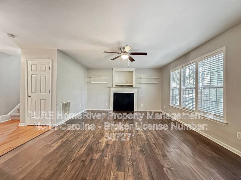 House for rent at 384 Santa Gertrudis Dr, Clayton, NC 27520