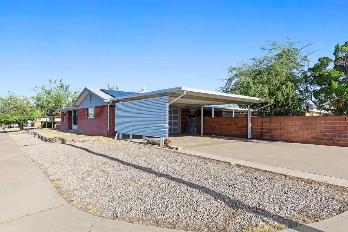 House for rent at 2321 Union Ave, Alamogordo, NM 88310