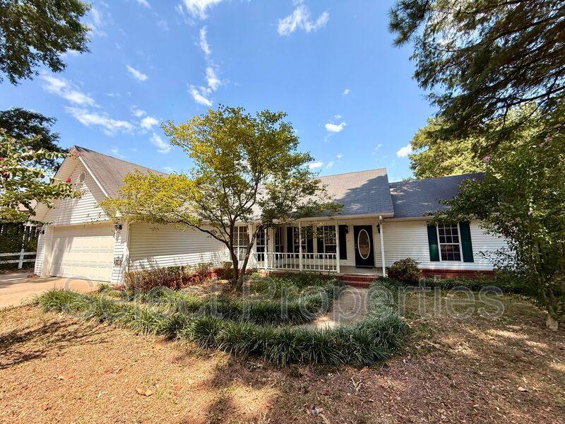 House for rent at 3108 Maplewood Terrace, Jonesboro, AR 72405