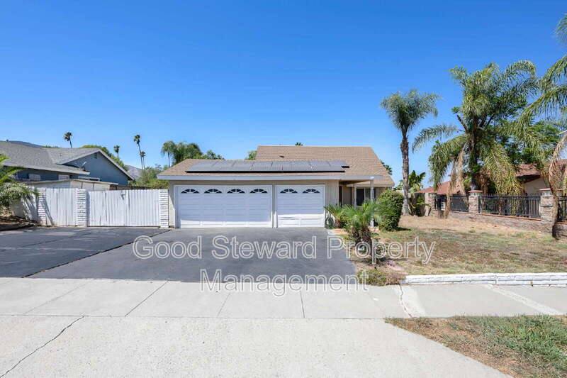 House for rent at 1604 Avenida Del Vista, Corona, CA 92882