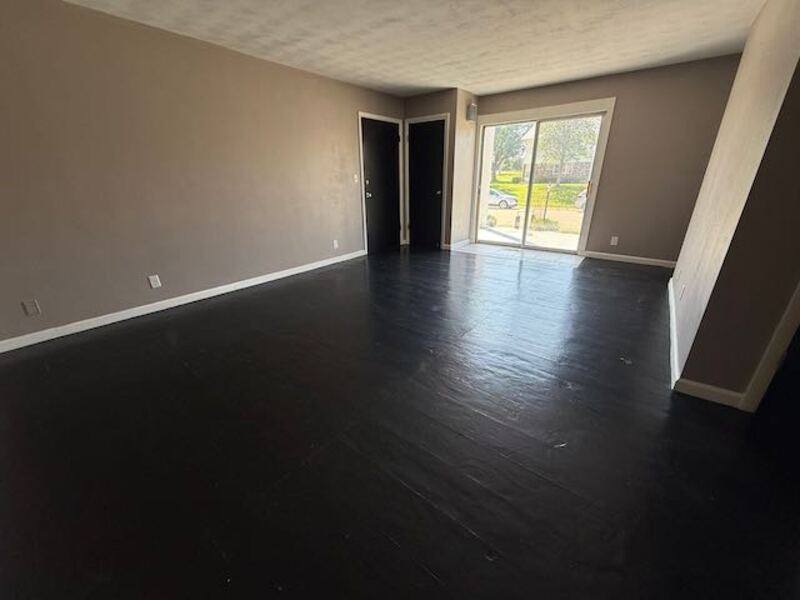 Apartment for rent at 316 S Ridgewood Dr #A, Chillicothe, IL 61523