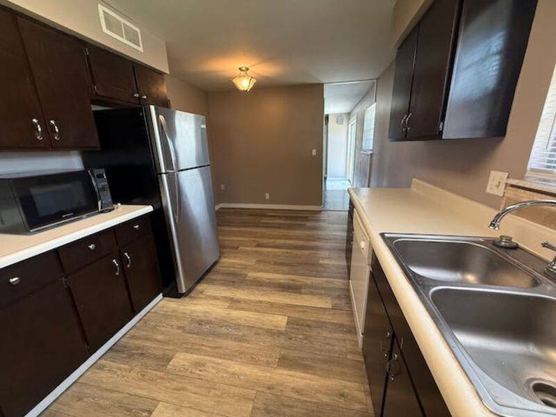 Apartment for rent at 316 S Ridgewood Dr #A, Chillicothe, IL 61523