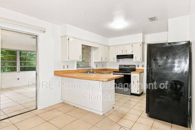 House for rent at 5714 SE 4th St, Ocala, FL 34480