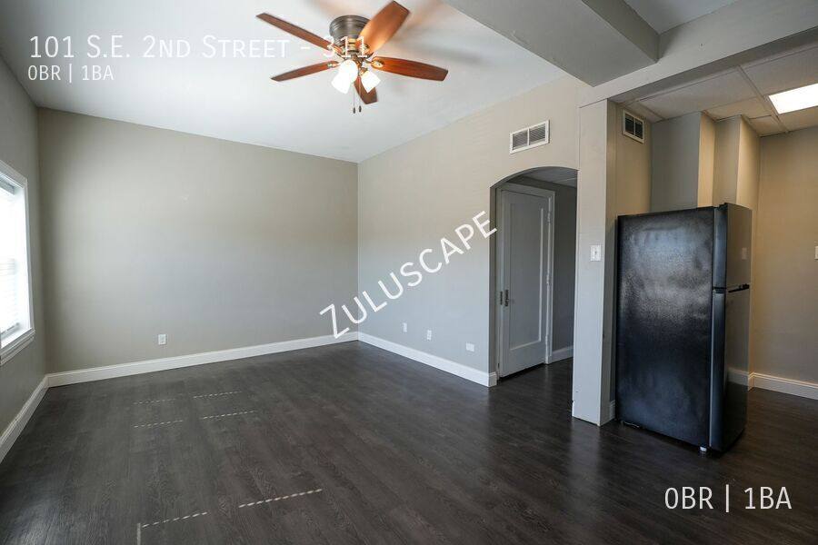 Apartment for rent at 101 SE 2nd St, Evansville, IN 47708