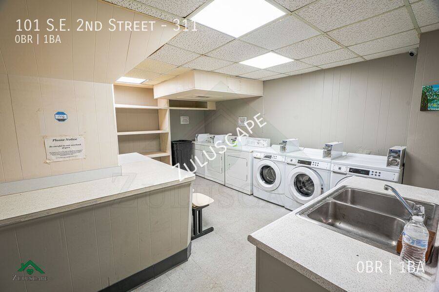 Apartment for rent at 101 SE 2nd St, Evansville, IN 47708