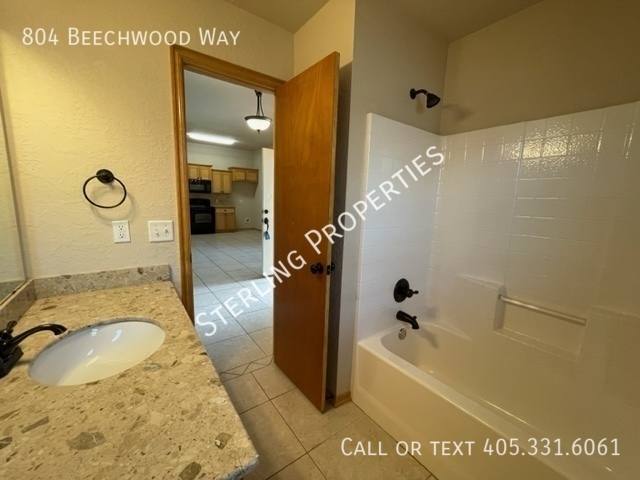 House for rent at 804 Beechwood Way, Oklahoma City, OK 73160