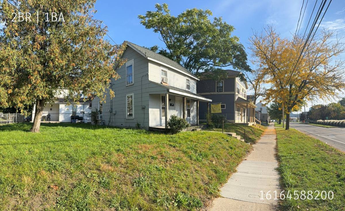 House for rent at 651 Butterworth SW, Grand Rapids, MI 49504