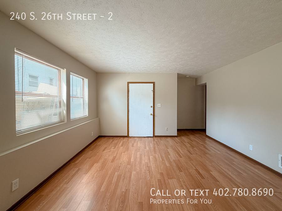 Apartment for rent at 240 S 26th St #2, Lincoln, NE 68510