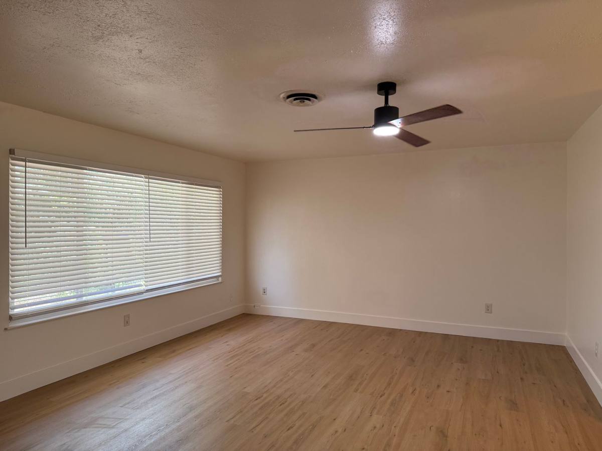House for rent at 8945 Plaza Park Dr, Elk Grove, CA 95624