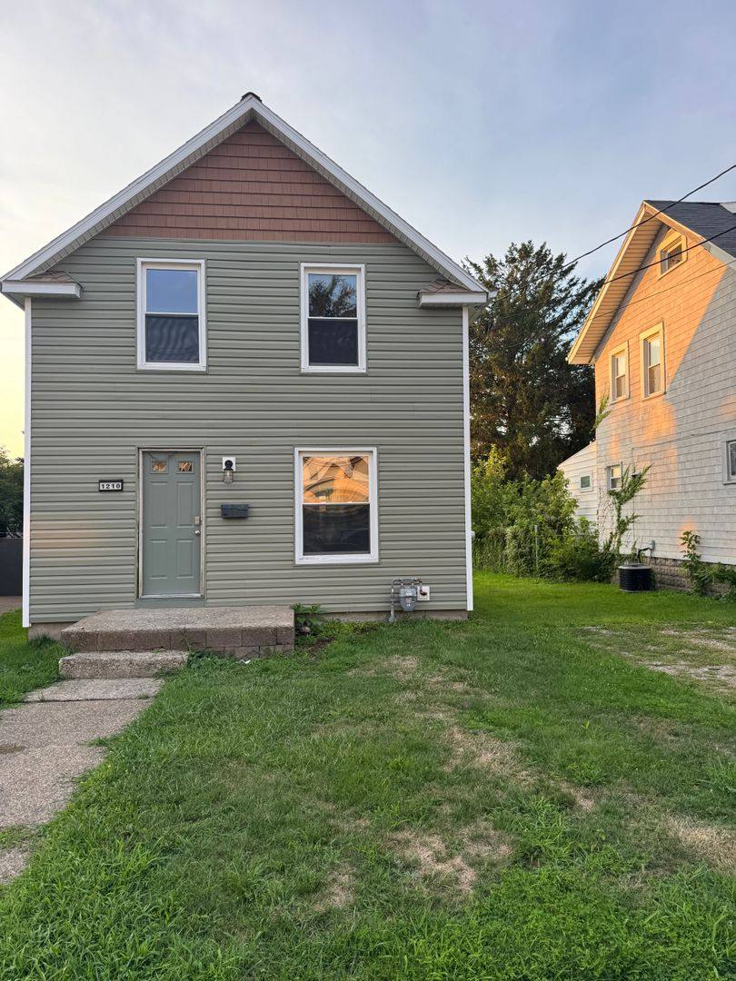 House for rent at 1210 W 30th, Erie, PA 16508