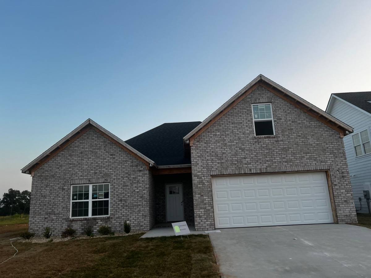 House for rent at 2333 Trenton Lane, Bowling Green, KY 42103