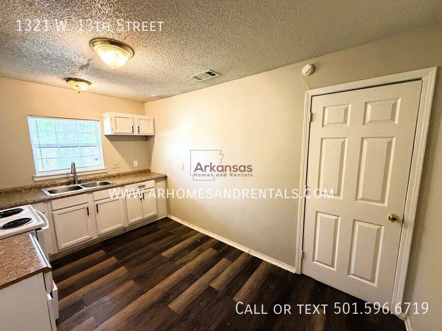 Apartment for rent at 1321 W 13th St, North Little Rock, AR 72114
